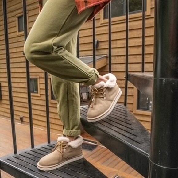 NIB Sanuk Cozy Vibe Mid SL Boots Booties 7M Tannin - Picture 2 of 12